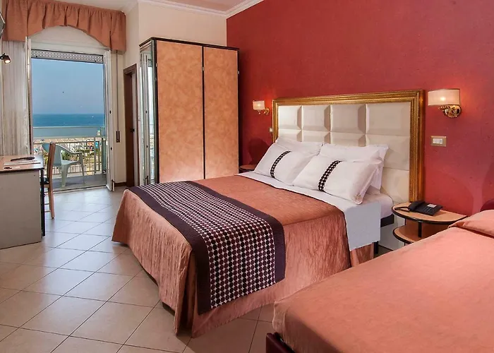 Helios Hotel 4*