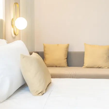 Helios Hotel
