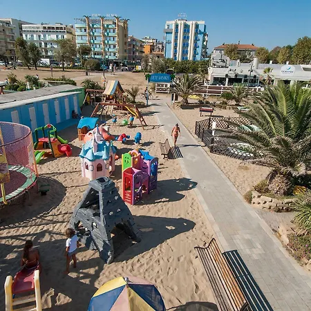 Helios Hotel