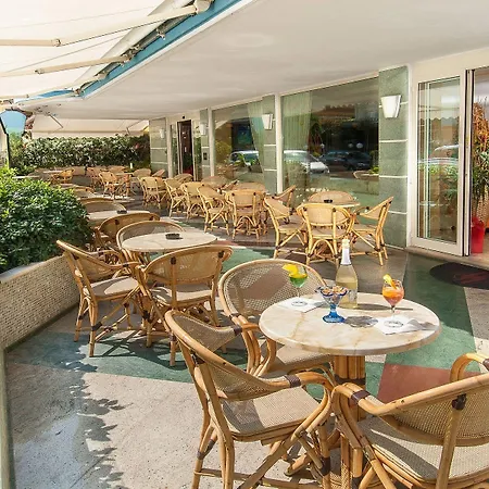 Hotell Helios 4*